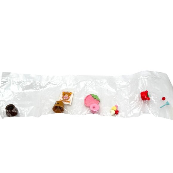 RE-MENT Rilakkuma Strawberry Dessert Party Set 7 Chocolate - Picture 2 of 9